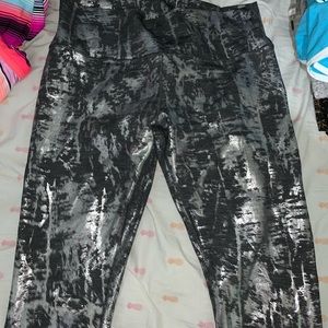lululemon leggings (like new)